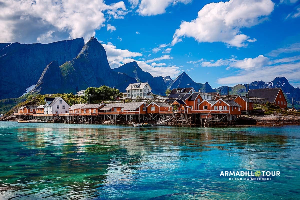 Norvegia — Splendore dei Fiordi, tra ghiacciai e villaggi anseatici